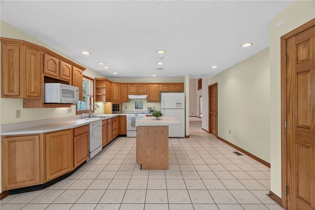 333 Echo Valley Drive, Vandalia, OH 45377