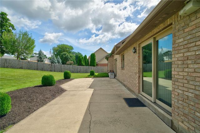 333 Echo Valley Drive, Vandalia, OH 45377