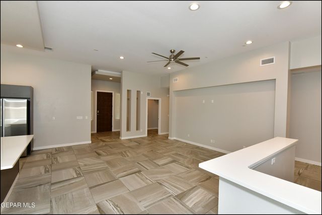 240 Emerald Sun Drive, Horizon City, TX 79928