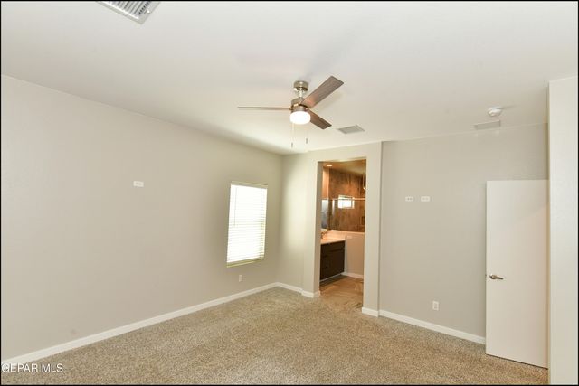 240 Emerald Sun Drive, Horizon City, TX 79928