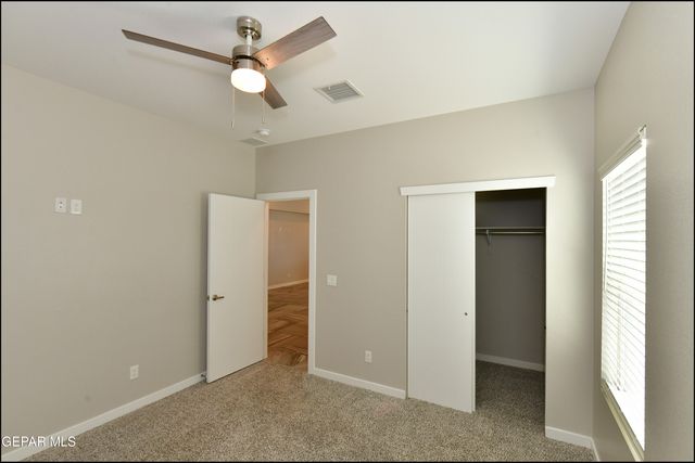 240 Emerald Sun Drive, Horizon City, TX 79928