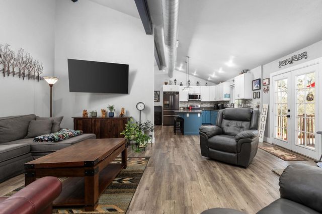 28905 Acorn Way, Coarsegold, CA 93614