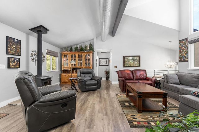 28905 Acorn Way, Coarsegold, CA 93614