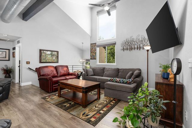 28905 Acorn Way, Coarsegold, CA 93614