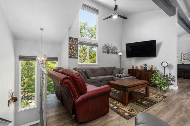 28905 Acorn Way, Coarsegold, CA 93614