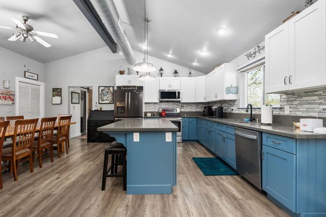 28905 Acorn Way, Coarsegold, CA 93614