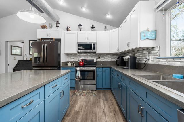 28905 Acorn Way, Coarsegold, CA 93614