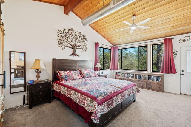 28905 Acorn Way, Coarsegold, CA 93614