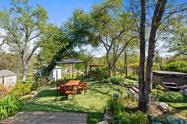 28905 Acorn Way, Coarsegold, CA 93614