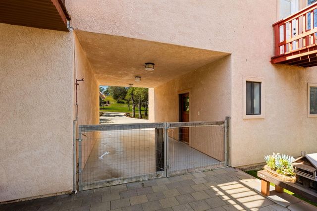 28905 Acorn Way, Coarsegold, CA 93614