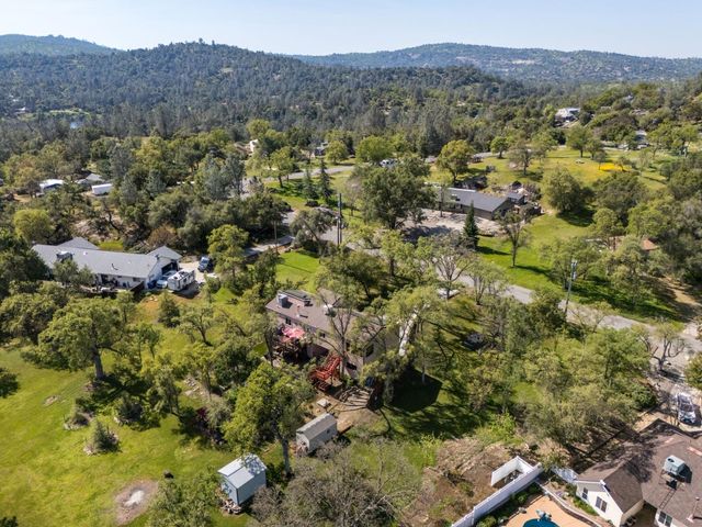 28905 Acorn Way, Coarsegold, CA 93614