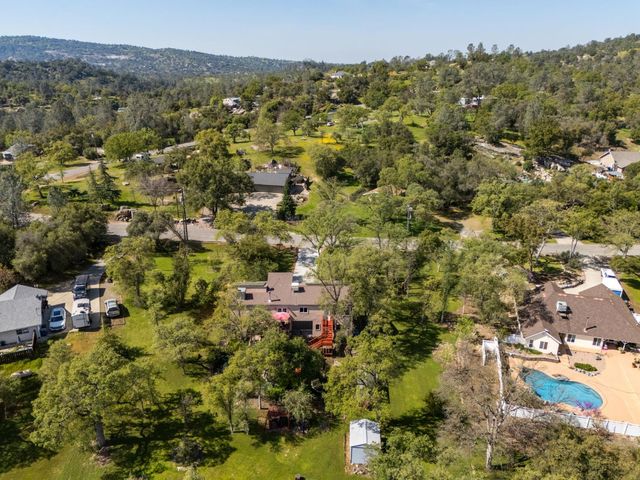 28905 Acorn Way, Coarsegold, CA 93614