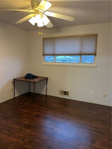 13261 Sylvia, North Huntingdon, PA 15642