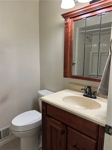 13261 Sylvia, North Huntingdon, PA 15642