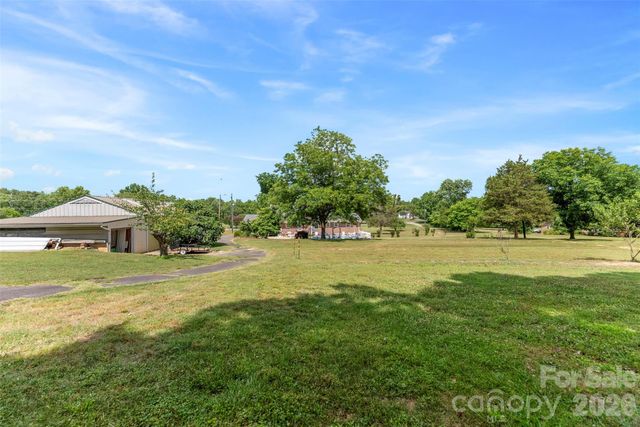 462 Patrick Road, Gastonia, NC 28056