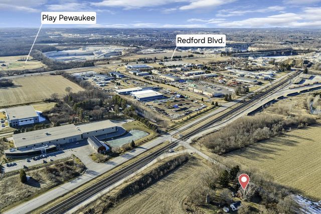 N47W22683 Weyer ROAD, Pewaukee, WI 53072