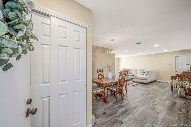 101 Flair Court E, Saint James, NY 11780