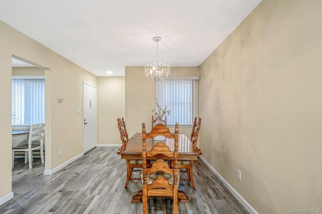 101 Flair Court E, Saint James, NY 11780