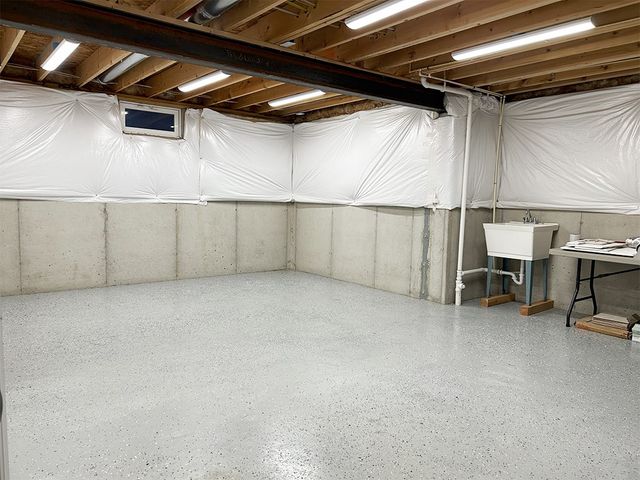 1978 Spring Ridge Drive, Beavercreek, OH 45385