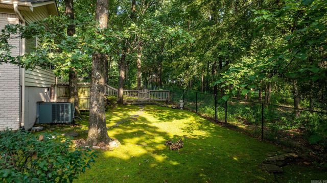 10800 San Joaquin Valley Drive, Little Rock, AR 72212