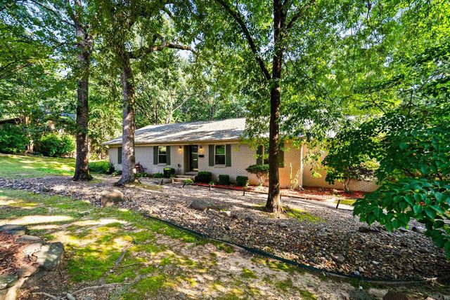 10800 San Joaquin Valley Drive, Little Rock, AR 72212