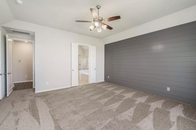 2265 Diamond D, Beaumont, TX 77713