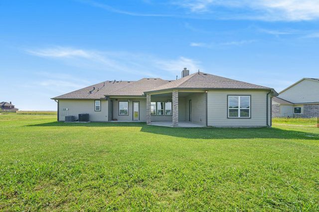 2265 Diamond D, Beaumont, TX 77713