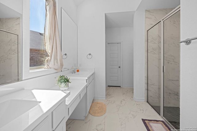 10619 Revolver Trail, San Antonio, TX 78254