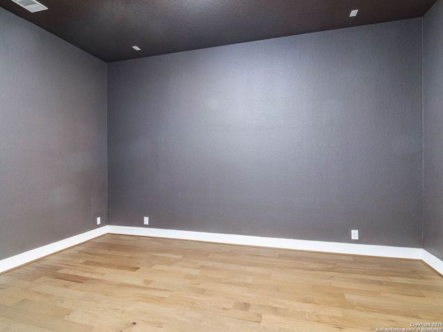 2129 Glendon Drive, San Antonio, TX 78260