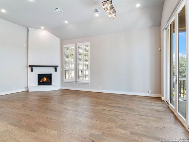 2129 Glendon Drive, San Antonio, TX 78260
