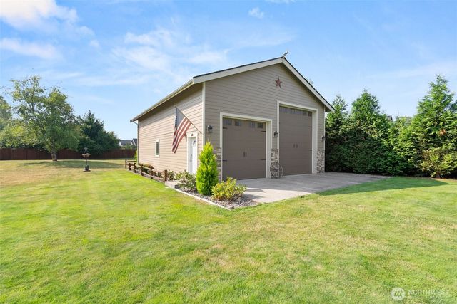 29015 33rd Avenue S, Roy, WA 98580