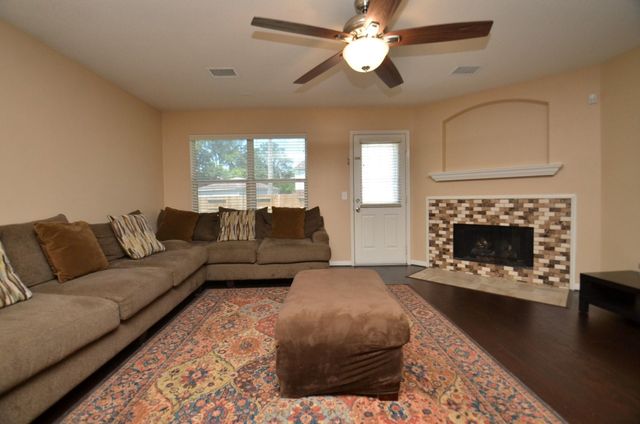 10426 Nickel Grove Drive, Houston, TX 77095