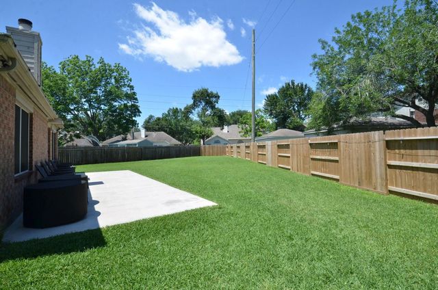 10426 Nickel Grove Drive, Houston, TX 77095