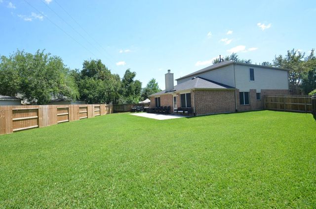 10426 Nickel Grove Drive, Houston, TX 77095