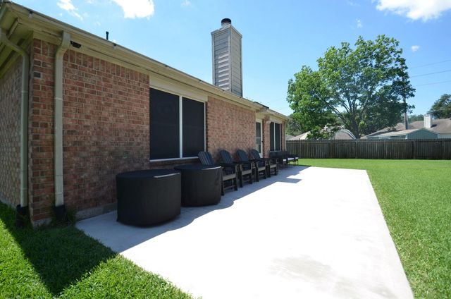 10426 Nickel Grove Drive, Houston, TX 77095