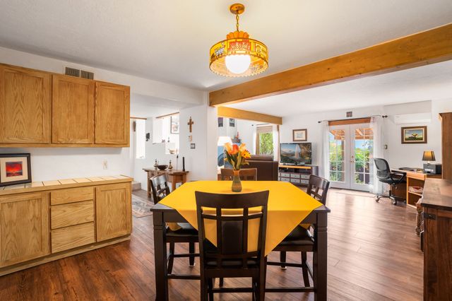 2996 Plaza Azul, Santa Fe, NM 87507