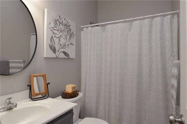 964 Wellington Way, Liberty, MO 64068