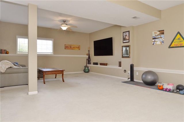 964 Wellington Way, Liberty, MO 64068