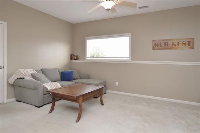 964 Wellington Way, Liberty, MO 64068