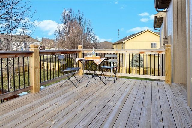 964 Wellington Way, Liberty, MO 64068