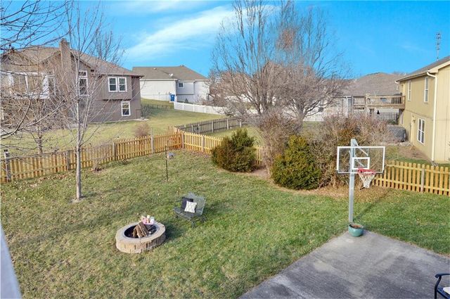 964 Wellington Way, Liberty, MO 64068