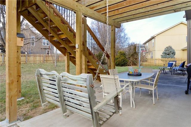 964 Wellington Way, Liberty, MO 64068