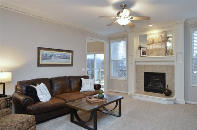 964 Wellington Way, Liberty, MO 64068