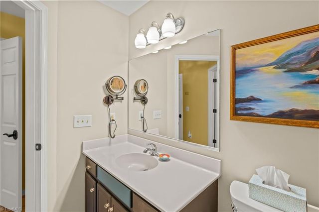 617 Uwharrie Street N, Asheboro, NC 27203