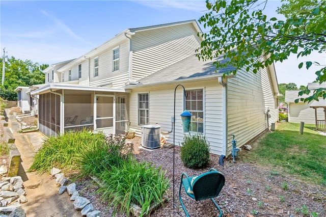 617 Uwharrie Street N, Asheboro, NC 27203