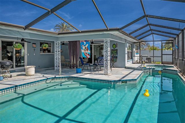 100 20TH STREET, Belleair Beach, FL 33786