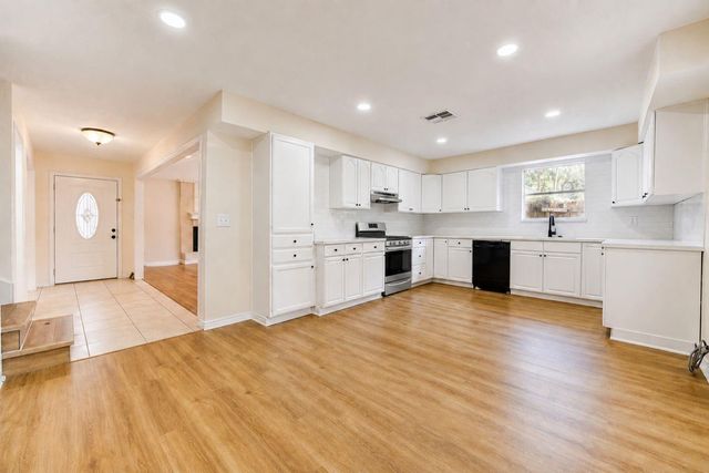 25027 Barmby Drive, Spring, TX 77389