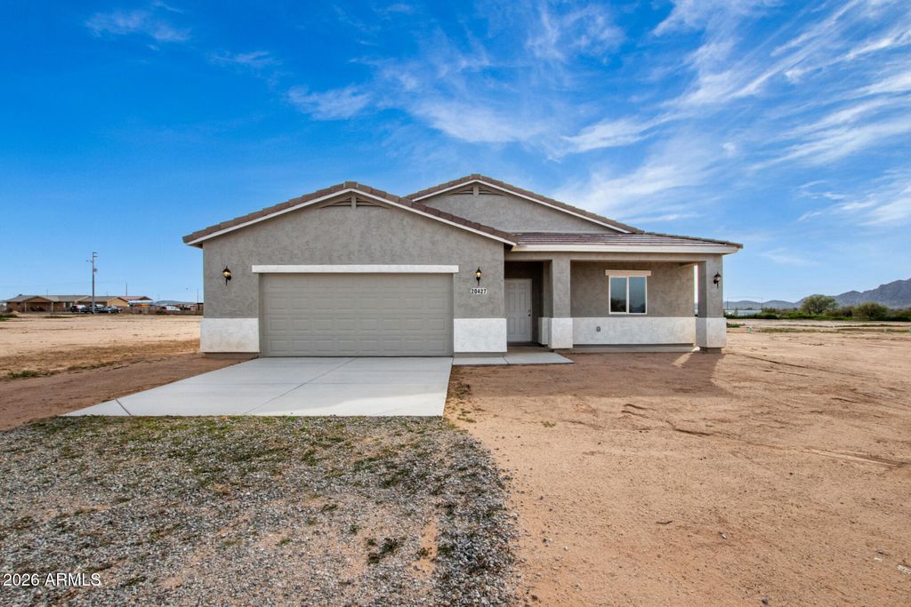 20427 W MOUNTAIN SAGE Drive, Buckeye, AZ 85326