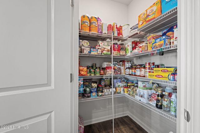 1027 Minnette Circle, New Bern, NC 28562