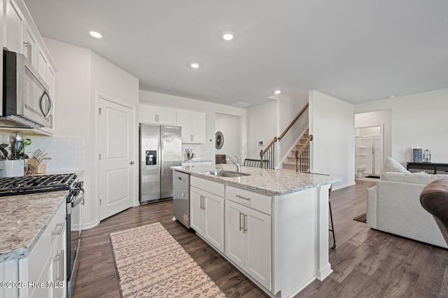 1027 Minnette Circle, New Bern, NC 28562